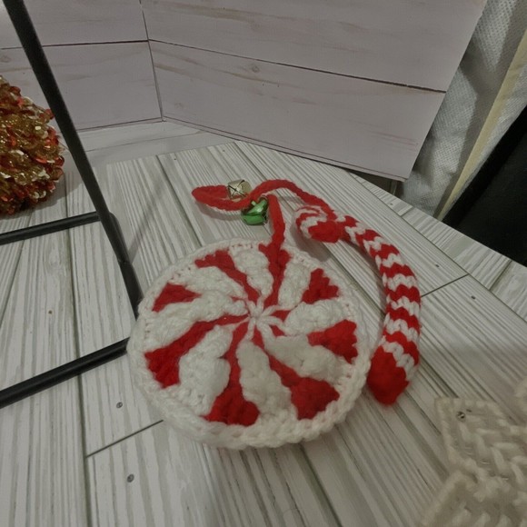 Lot of Farm House Homemade Christmas Tree Ornaments plastic canvas, misc - Picture 7 of 16